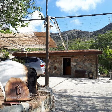 Villa Agrompelo House Agros Esterno foto