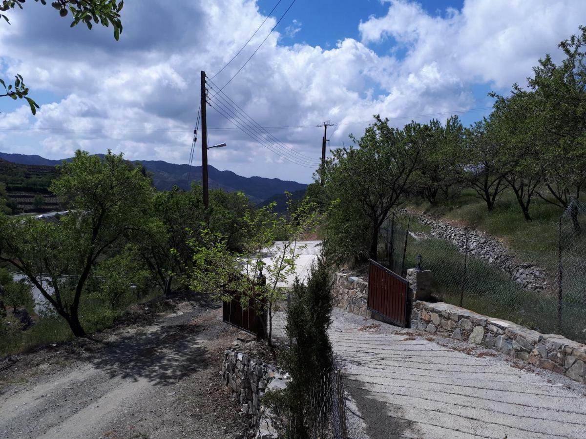 Villa Agrompelo House Agros Esterno foto